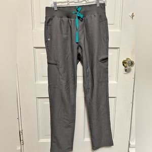 Figs cargo scrub pants women’s graphite gray size small